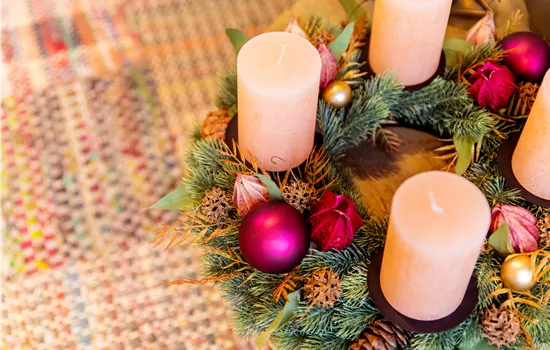 Créative période de l’Avent – confectionnez votre propre couronne de l’Avent